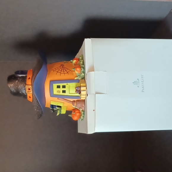 PartyLite Holiday Partylite Halloween Pumpkin Witch House Candle